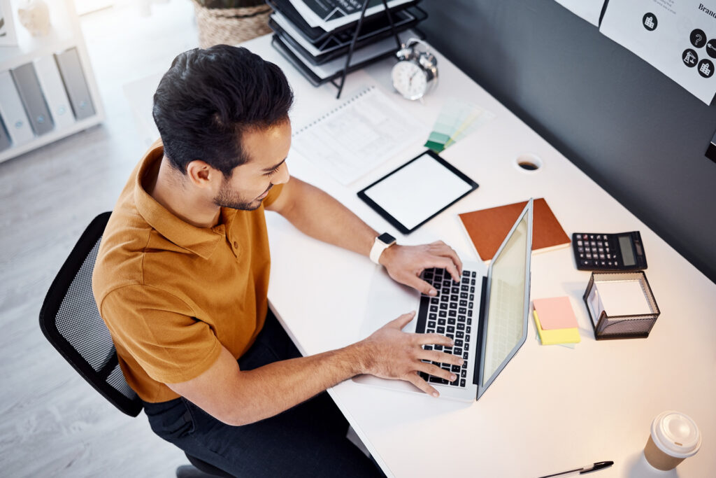a man using using seo tools for keyword gap analysis