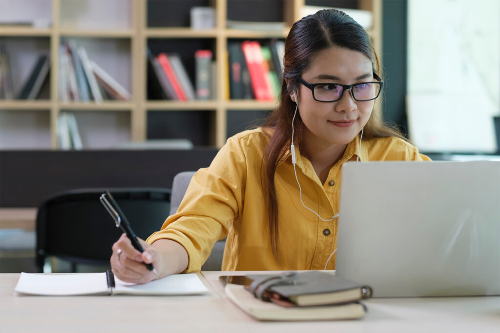 a copywriter researching seo keywords