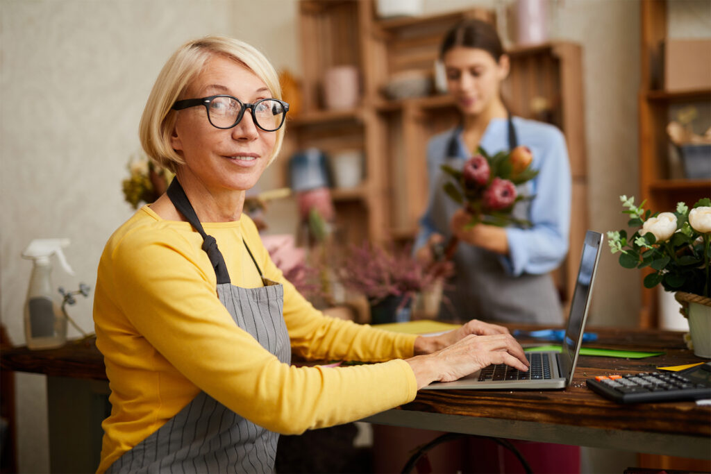 a florist looking into google seller ratings