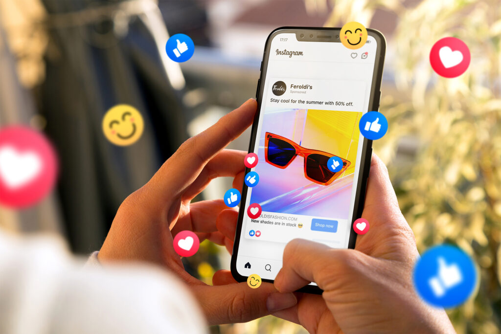an example of a social media ad on Instagram displayed on a smart phone